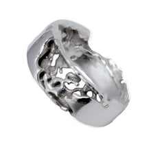 Load image into Gallery viewer, LMR001 by Squibs